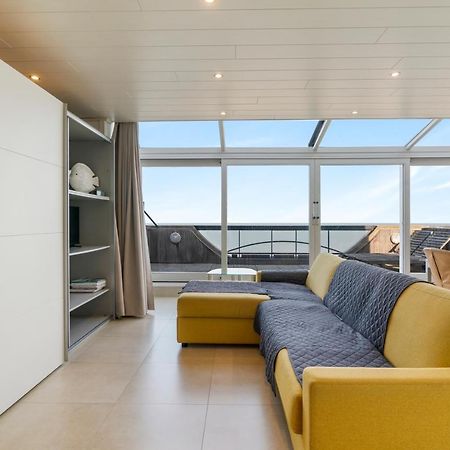 Ferienwohnung Penthouse App Met Imposant & Eindeloos Zeezicht Middelkerke Exterior foto