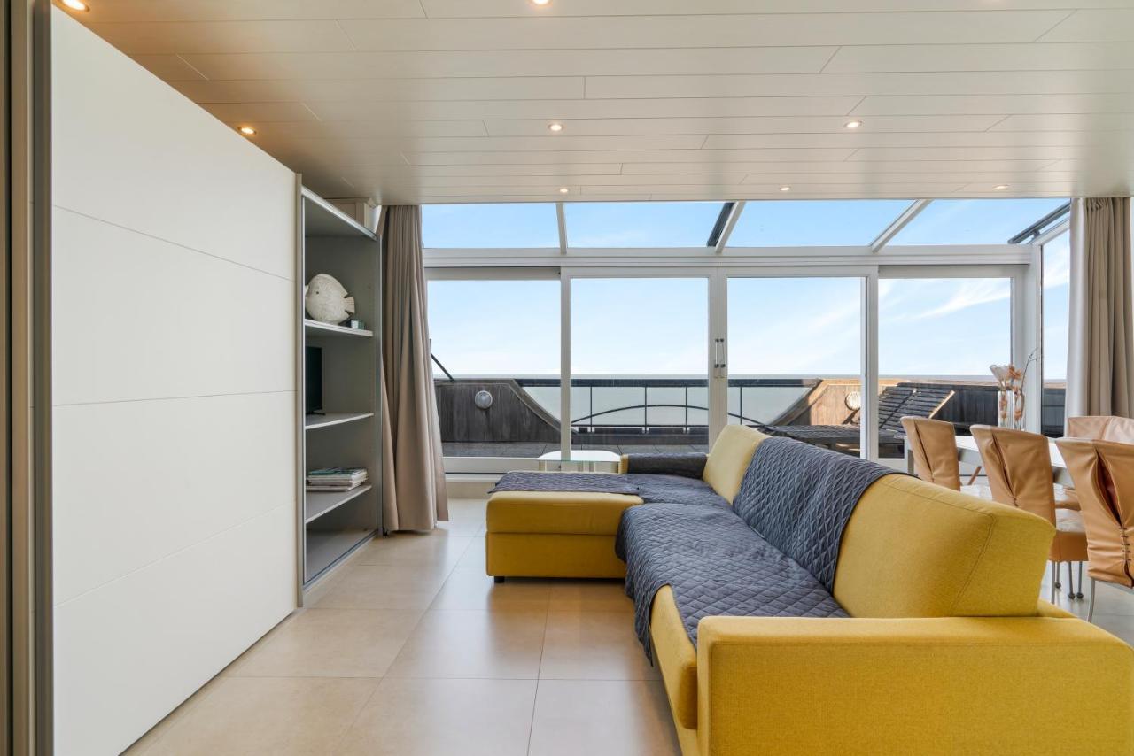 Ferienwohnung Penthouse App Met Imposant & Eindeloos Zeezicht Middelkerke Exterior foto