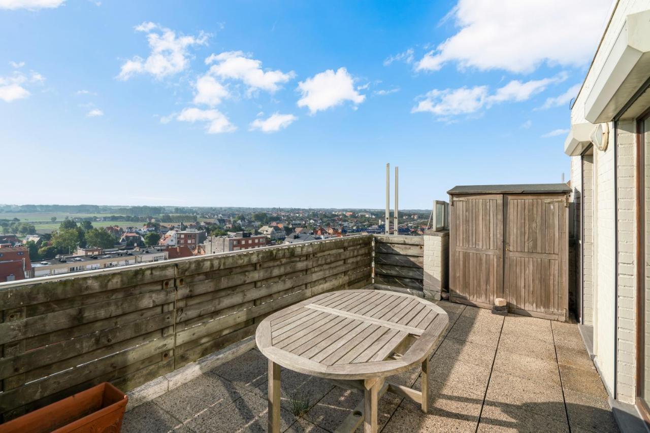 Ferienwohnung Penthouse App Met Imposant & Eindeloos Zeezicht Middelkerke Exterior foto