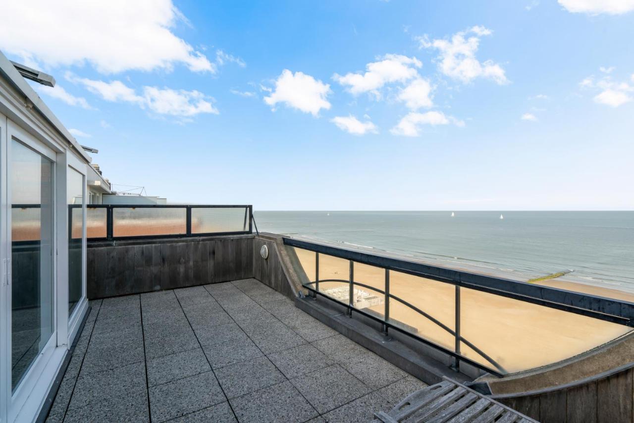 Ferienwohnung Penthouse App Met Imposant & Eindeloos Zeezicht Middelkerke Exterior foto